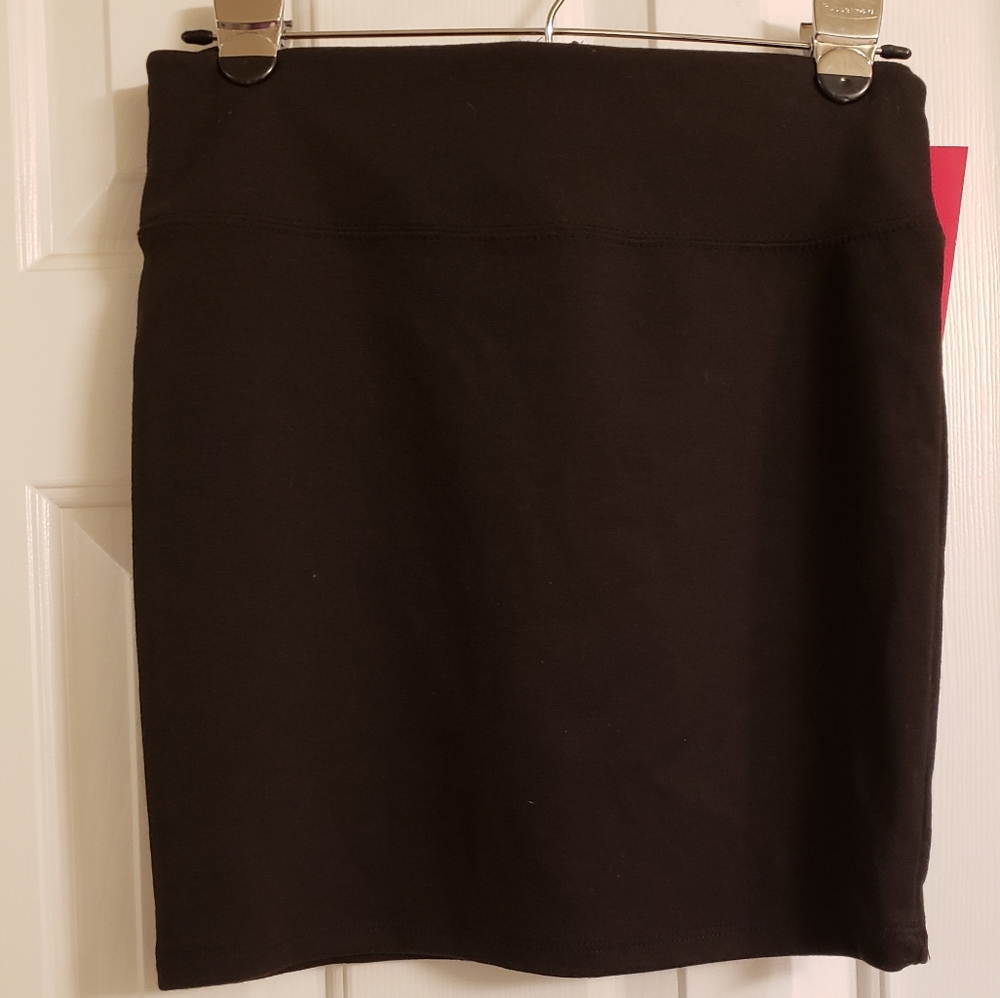 NWT Xhilaration Black Zipper Mini Skirt